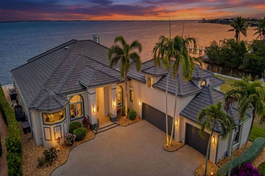 بيت مستقل ﻓﻲ Fort Myers, Lee County