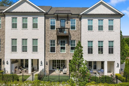 Townhouse in Alpharetta, Fulton County