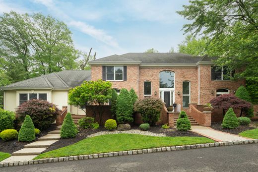 Detached House for sale in Westfield