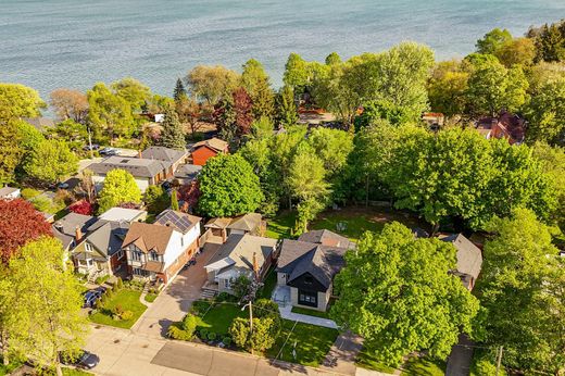 Detached House in Toronto, Ontario
