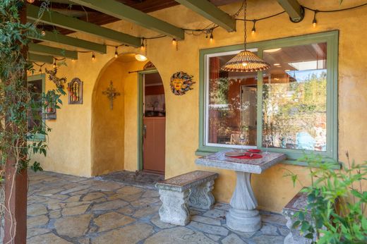 Casa Independente - Carmel Valley, Monterey County