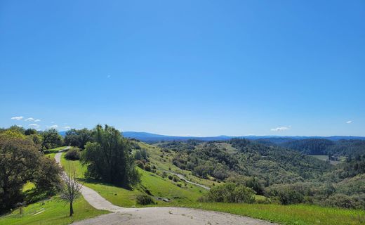 Healdsburg, Sonoma Countyの土地