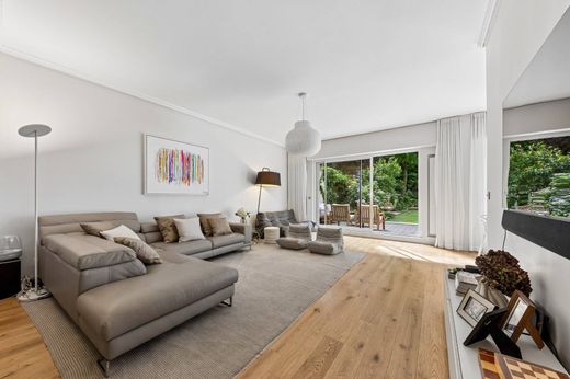 Квартира, La Muette, Auteuil, Porte Dauphine, Paris