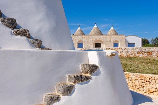 独立式房屋  Ostuni, 布林迪西省