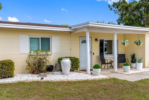 Detached House in Seminole, Pinellas County
