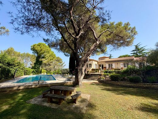 Vrijstaand huis in Plan-d'Orgon, Bouches-du-Rhône