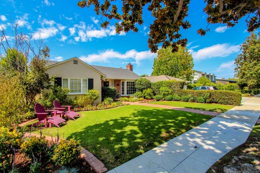 Long Beach, Los Angeles Countyの一戸建て住宅