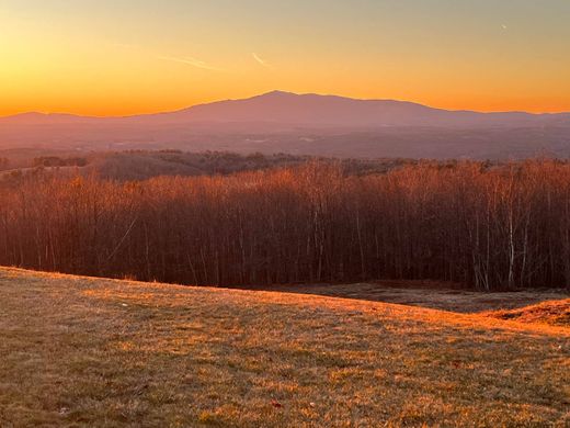 Luxury home in Peterborough, Hillsborough County