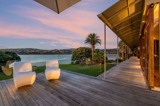 Luxury home in Porirua, Porirua City