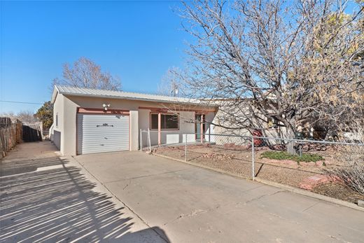 Vrijstaand huis in El Dorado at Santa Fe, Santa Fe County