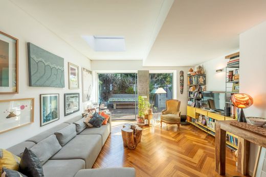 Detached House in Lisbon