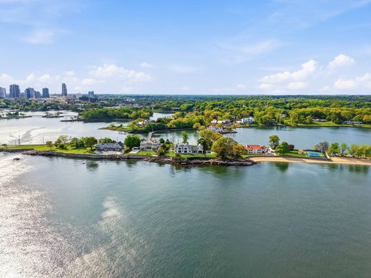 Частный Дом, Mamaroneck, Westchester County