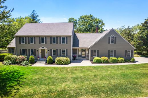 Detached House in Hingham, Plymouth County
