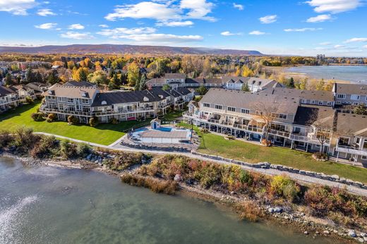 Collingwood, Ontarioのアパートメント