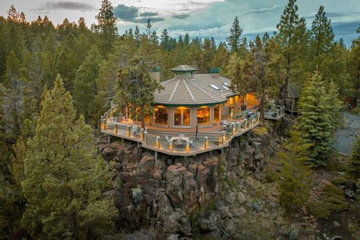 Luxury home in Bend, Deschutes County