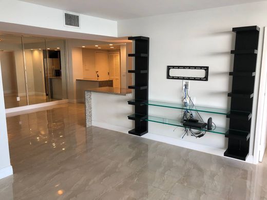 Apartment in Miami, Miami-Dade