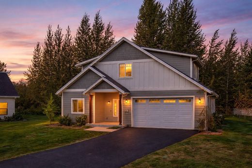 Detached House in Dover, Kent County