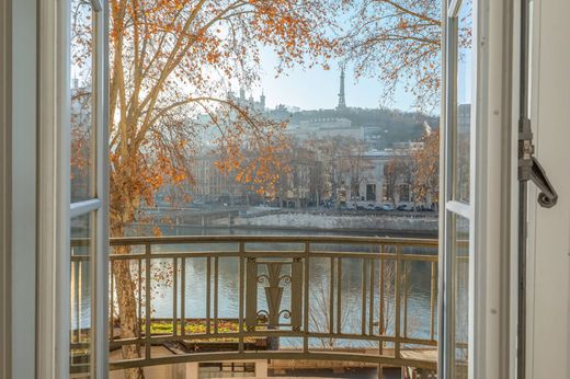Apartment in Lyon, Rhône
