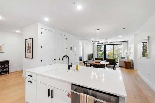 Apartment in Raleigh, Wake County