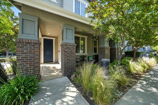 Квартира, Danville, Контра-Коста