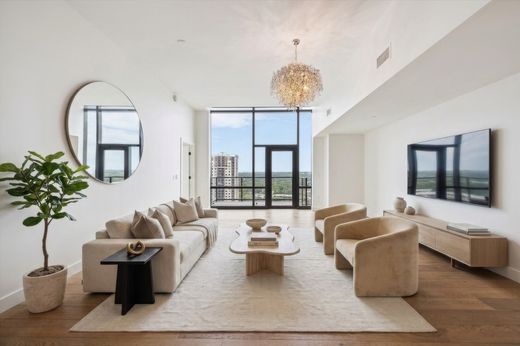 Daire Austin, Travis County