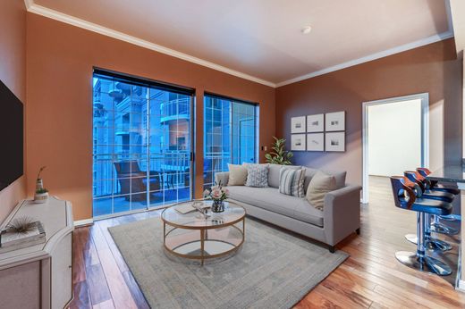 Apartment in Dallas, Dallas County