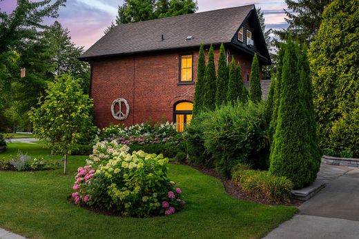 Einfamilienhaus in Collingwood, Ontario