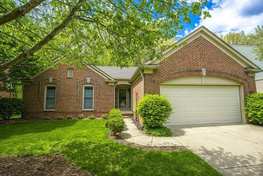 Casa Unifamiliare a Lake Orion, Oakland County