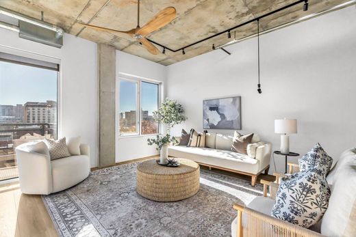 아파트 / Kansas City, Jackson County