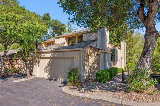 ‏בית בעיר ב  Novato, Marin County