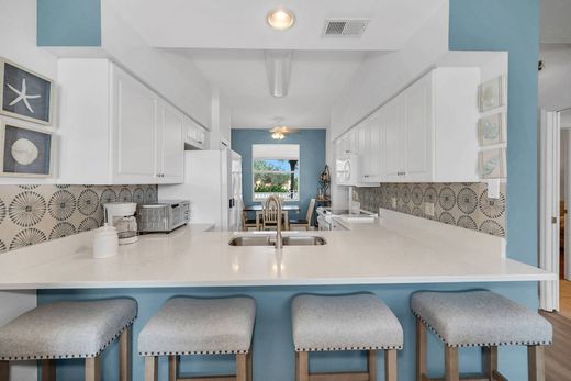 Apartment in Naples, Collier County