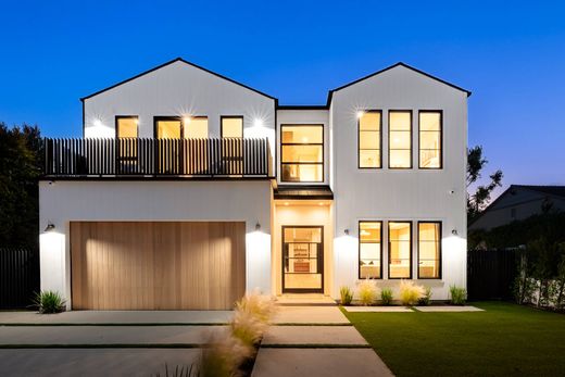 Detached House in Sherman Oaks, Los Angeles County