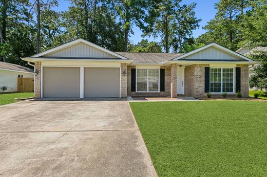 Covington, Saint Tammany Parishの一戸建て住宅