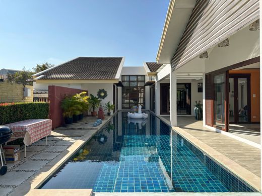 Villa à Chiang Mai, Chiang Mai Province