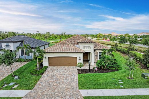 بيت مستقل ﻓﻲ Bradenton, Manatee County