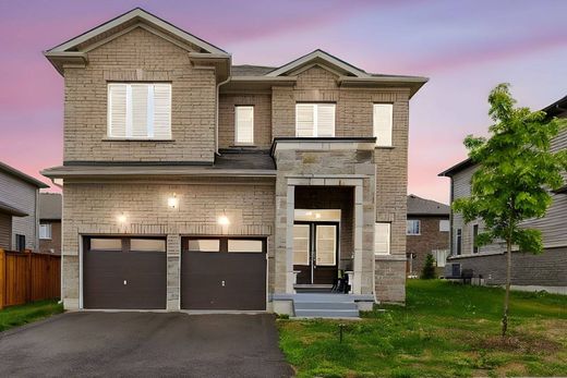 Vrijstaand huis in Wasaga Beach, Ontario