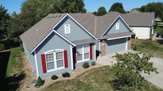 Vrijstaand huis in Raymore, Cass County