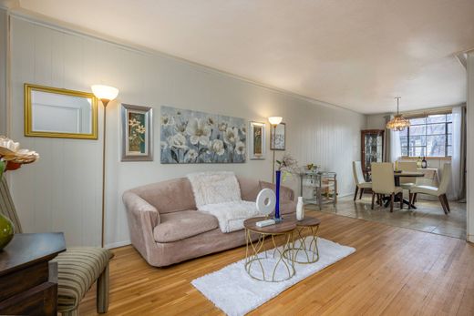 Casa di lusso a Bronxdale, Bronx