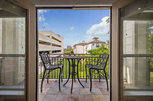 Townhouse in Houston, Harris County
