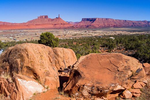 Land in Castle Valley, Grand County