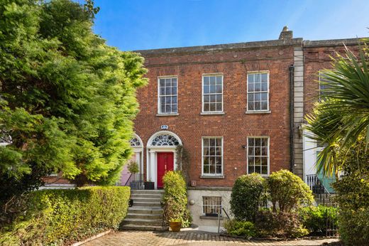 Detached House in Ballsbridge, Dublin City