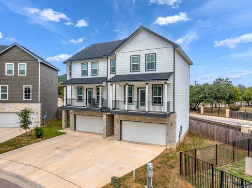 Двухуровневые апартаменты, Сан-Антонио, Bexar County