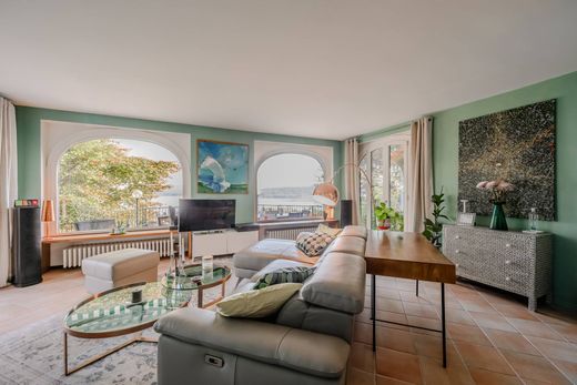 Villa in Lesa, Provincia di Novara