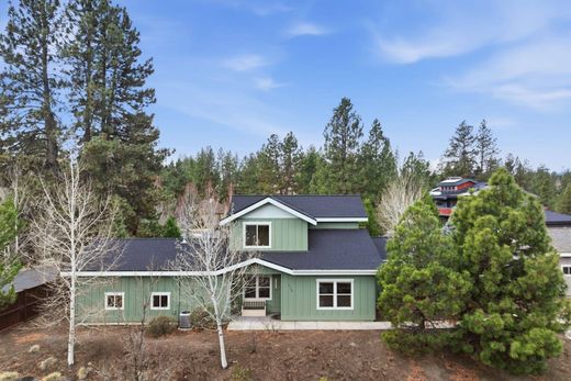Luxury home in Bend, Deschutes County