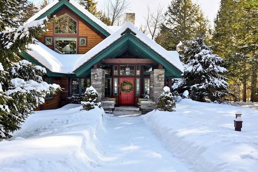 Luxury home in Plymouth, Windsor County