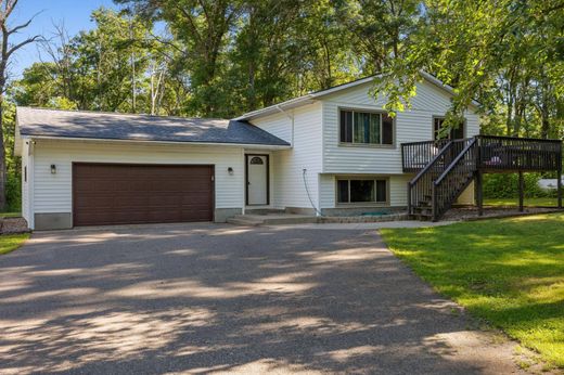 Luxury home in Brainerd, Crow Wing County