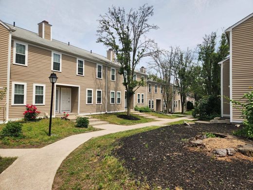 Apartment in Peabody, Essex County