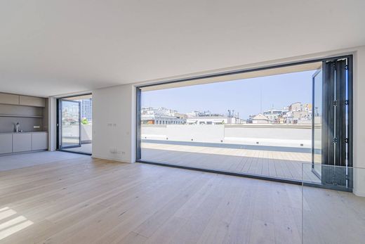 Двухуровневые апартаменты, Барселона, Província de Barcelona