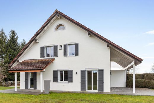 Detached House in Cheseaux, Lausanne District