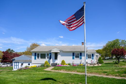 Einfamilienhaus in Norwich, New London County